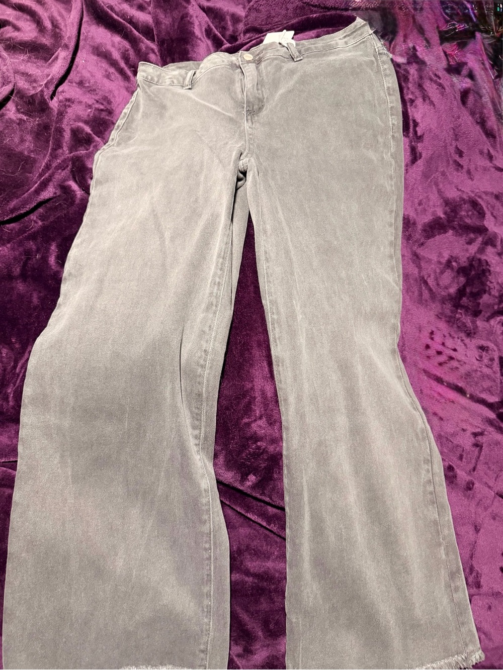 Women's Ankle & Cropped Straight-Leg Jeans in Gray NWT XL